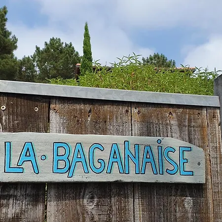 Alojamento de Acomodação e Pequeno-almoço La Baganaise *